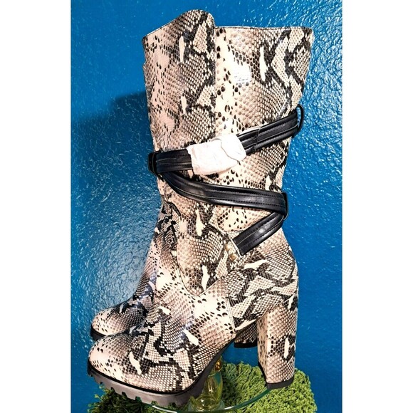 Claudeta Snakeskin Boots Faux Leather Size 10M  Zip Up Chunk Heel Womens - Picture 2 of 13